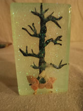 Load image into Gallery viewer, 4" First Snowfall Shelf Sitter