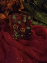 Load image into Gallery viewer, Pink Weed Art Shelf Sitter