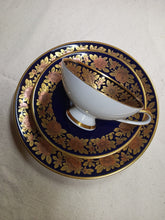 Load image into Gallery viewer, Vintage Hutschenreuther Cups, Saucers and Bread Plates
