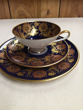 Load image into Gallery viewer, Vintage Hutschenreuther Cups, Saucers and Bread Plates
