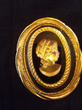 Load image into Gallery viewer, Vintage Oval Green Glass Intaglio Brooch
